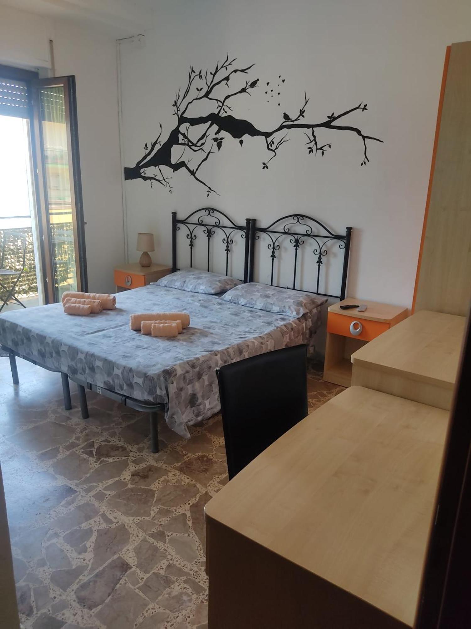 크로토네 Il Girasole B&B 외부 사진